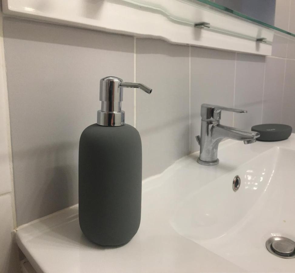 2 Pieces Et Mezzanine Des 2 Nuits Apartment Vedène Екстериор снимка
